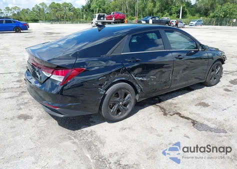 2023 Hyundai Elantra Sel z USA, uszkodzony, nr VIN 5NPLM4AGXPH115951